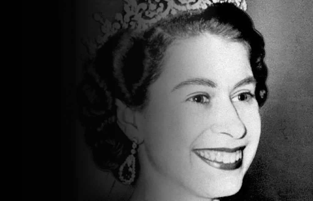 Black and white photo Queen Elizabeth II, smiling